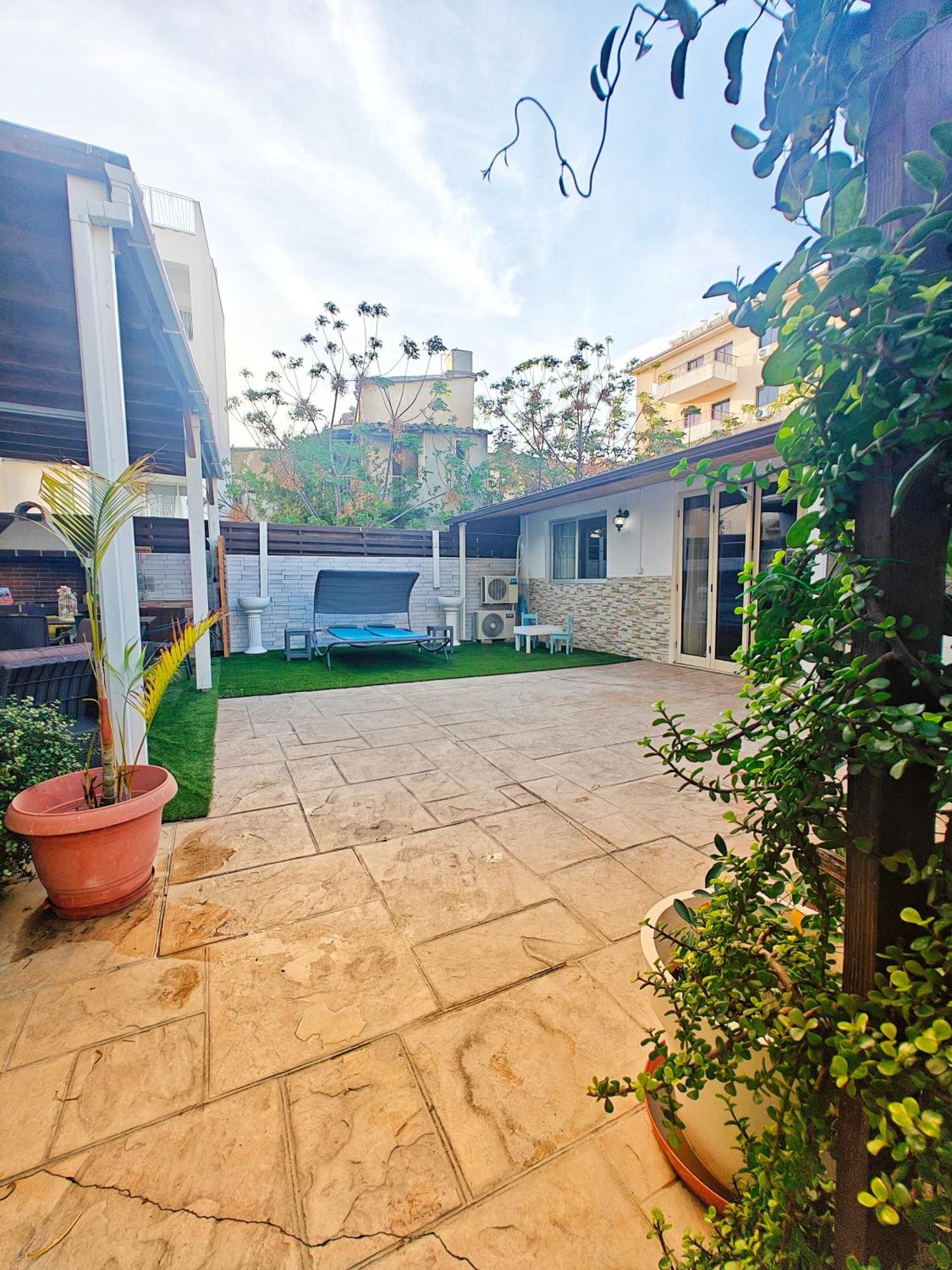 Mamas Summer House Larnaca Extérieur photo